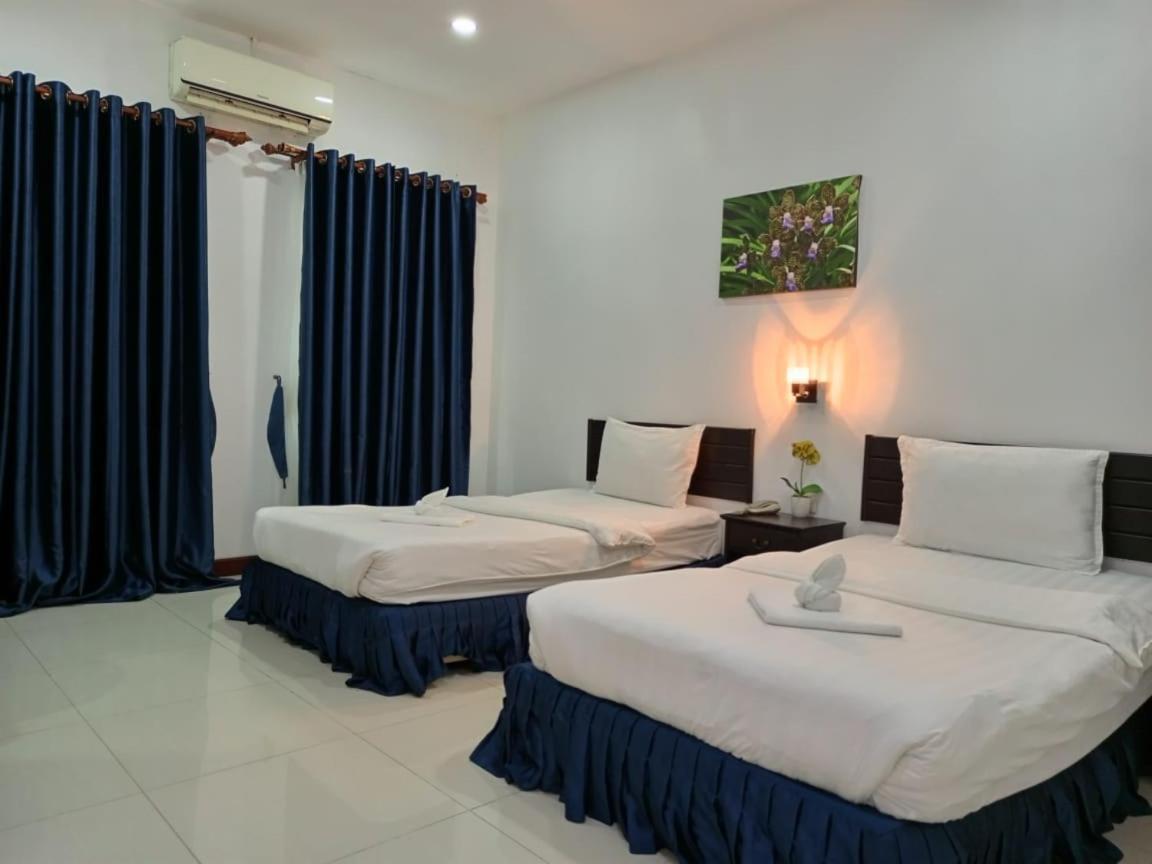 Subinh Hotel And Restaurant Pakse Buitenkant foto